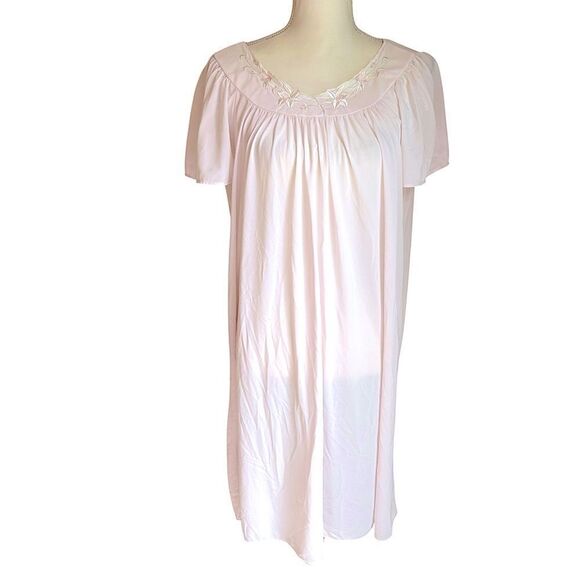 Miss Elaine Pink Nylon Nightgown Size Small - Picture 3 of 7